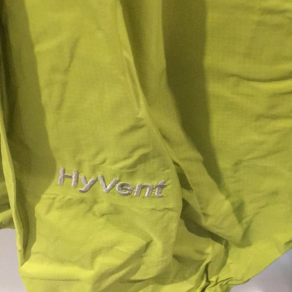 North face women shell jacket - Picture 3 of 5